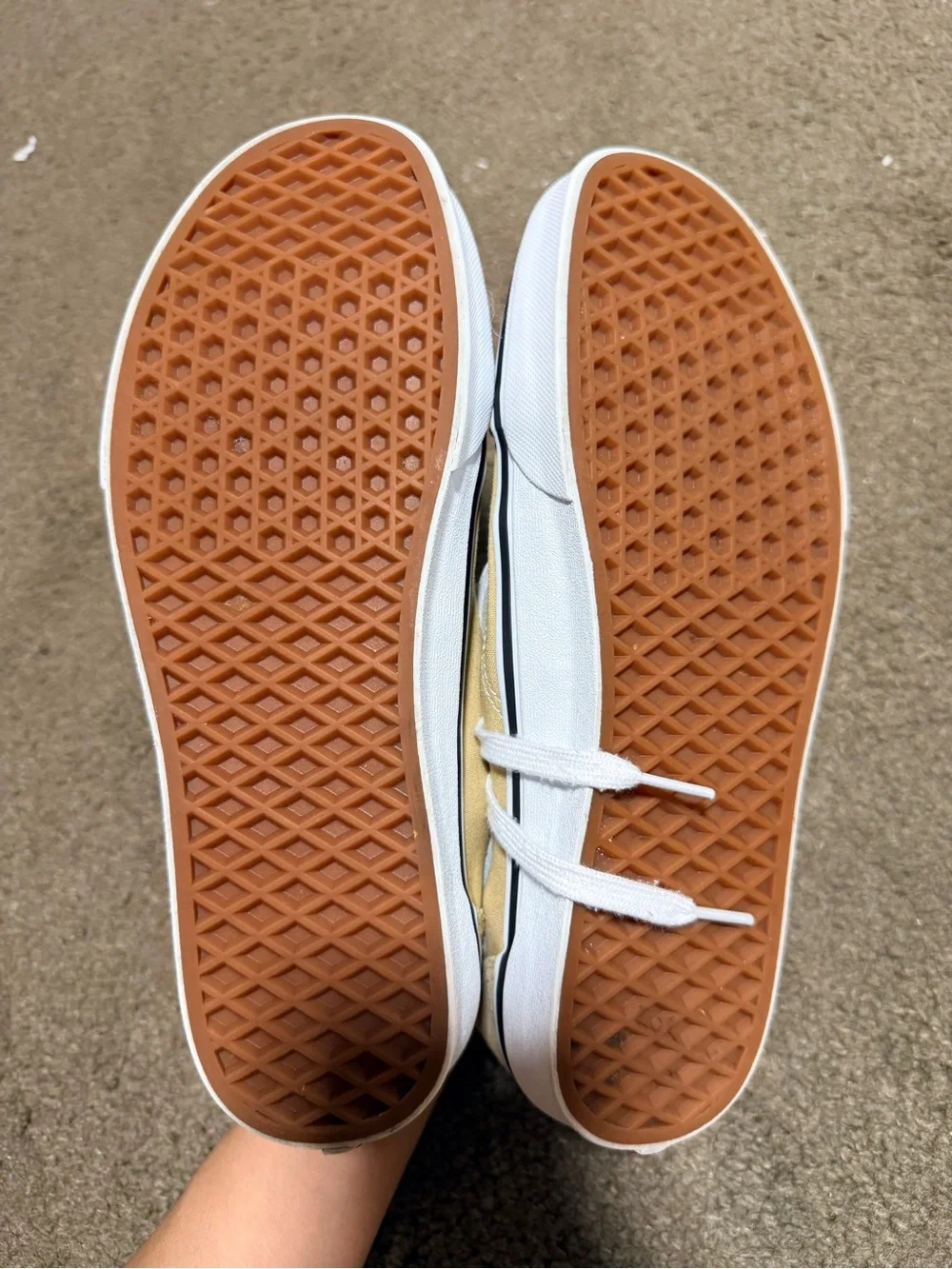 Vans Low-Top Sneakers in Tan and White